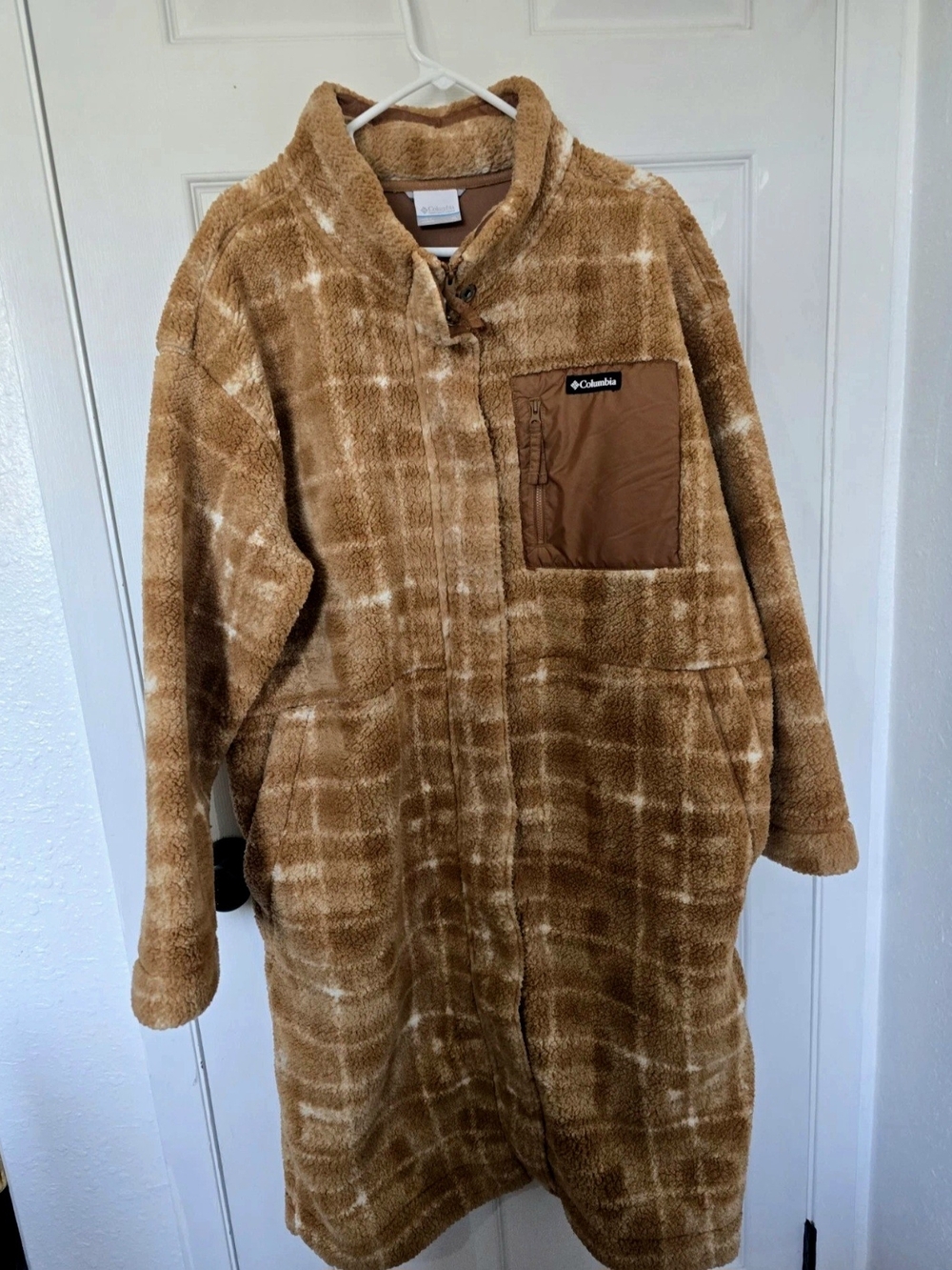 Columbia Woman'sy Tan Plaid Plush Puffer Coat